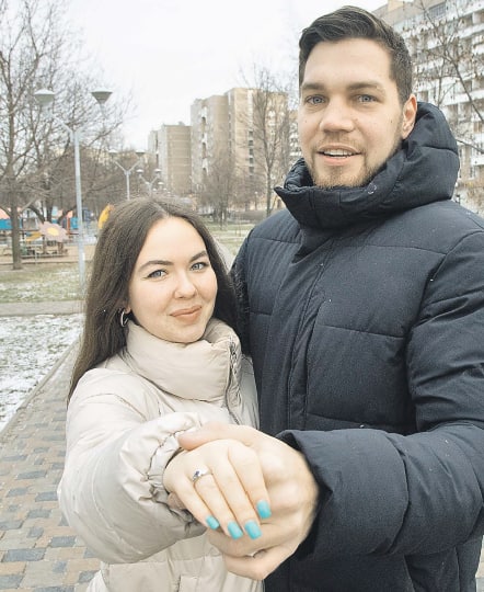 Герой из Измайлова сделал предложение своей возлюбленной